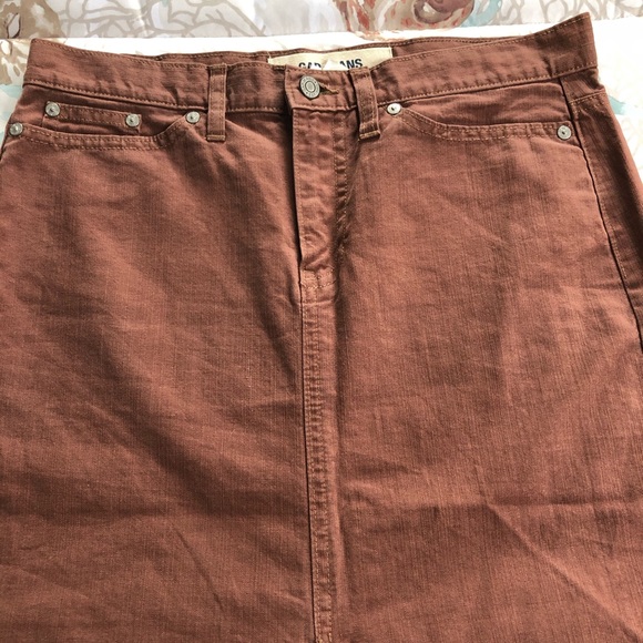 GAP Demim Skirt - Picture 2 of 7